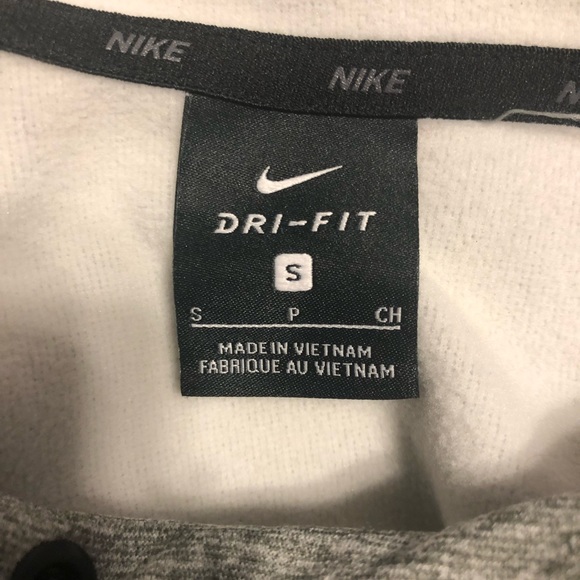COPY - Nike Grey Hooded Sweatshirt - Picture 11 of 11